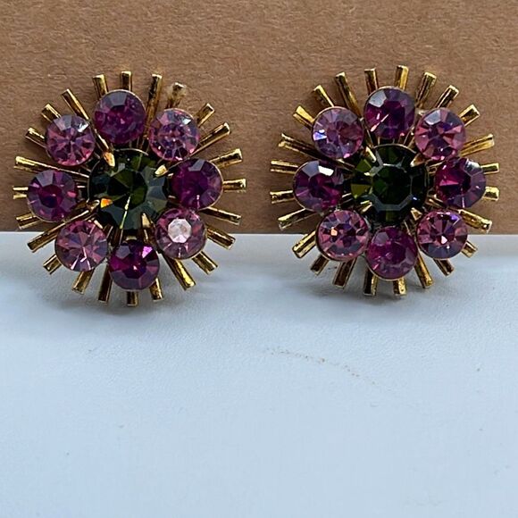 Vintage Ab rose  and green floral earrings - Picture 6 of 7